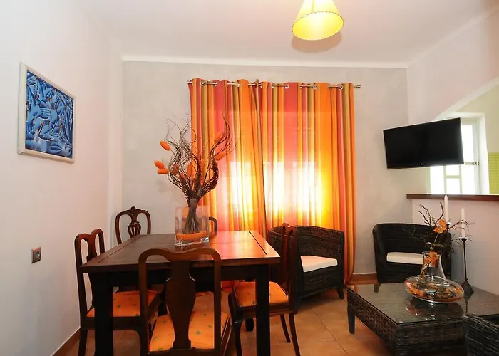 Rossio * אלבופיירה